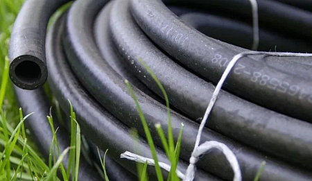 Шланг садовый резиновый черный 16 мм ВПТ Шланг садовый резиновый черный 16 мм ВПТ